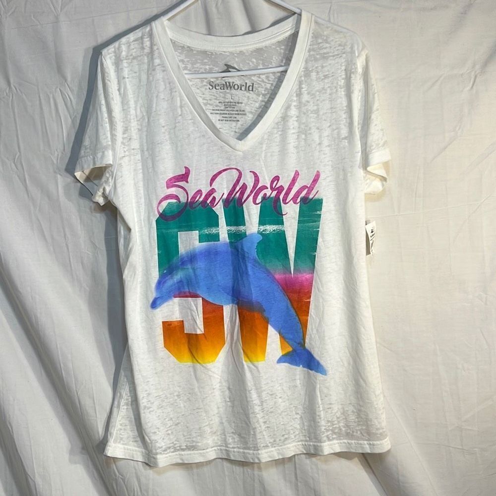 ‎SeaWorld T-shirt-Women’s Large-NWT